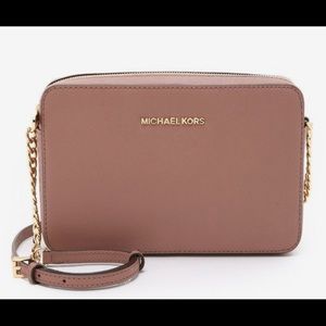 Bran Knew Michael Kors Cross bag (dusty rose pink)
